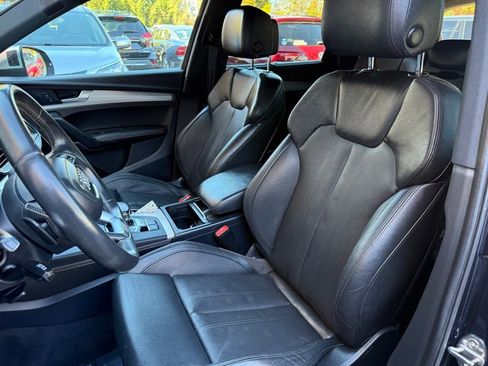 Used 2018 Audi SQ5 Prestige image 11