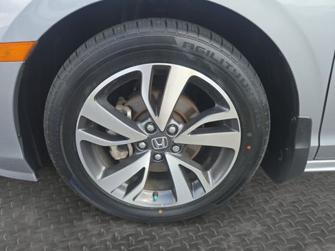 Used 2021 Honda Odyssey Touring image 9