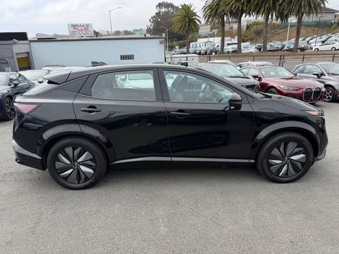 Used 2024 Nissan Ariya AWD image 4