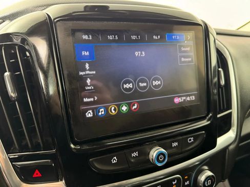 Used 2020 Chevrolet Traverse LT w/ LPO, Floor Liner Package image 19