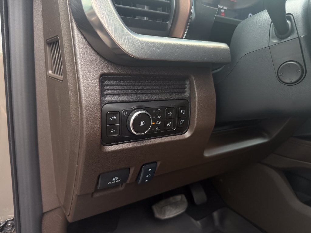 Used 2026 Ford F450 King Ranch w/ Chrome Package AWD/4WD image 30