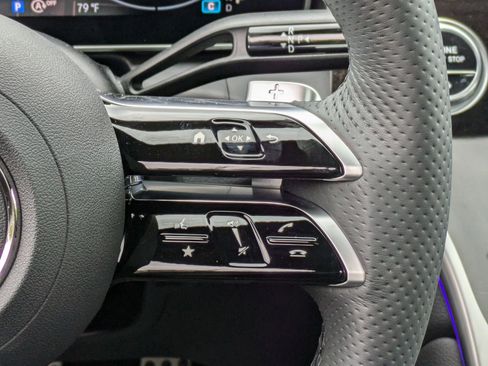 Certified 2025 Mercedes-Benz GLC 300 4MATIC image 12