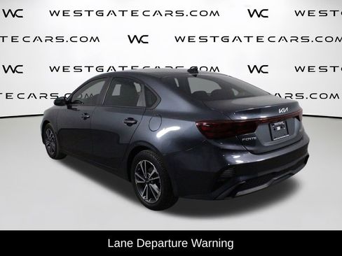 Used 2023 Kia Forte LXS w/ LXS Technology Package image 5