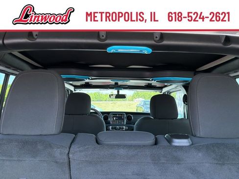 Used 2022 Jeep Wrangler Unlimited Sport AWD/4WD image 12