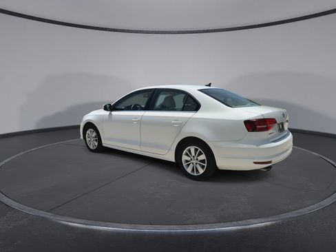 Used 2015 Volkswagen Jetta SE FWD image 6