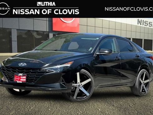 Used 2022 Hyundai Elantra SEL w/ Convenience Package FWD image 1