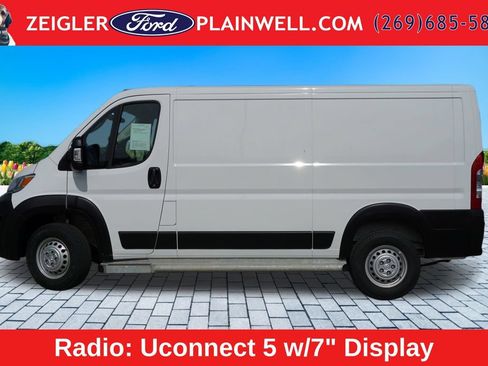 Used 2025 RAM ProMaster 2500 w/ U-Haul Equipment Group FWD image 2
