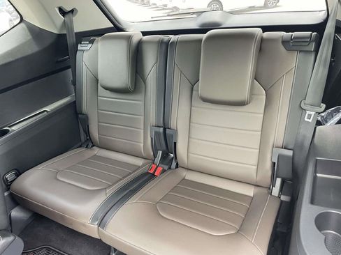 Certified 2024 Volkswagen Atlas SEL AWD/4WD image 14
