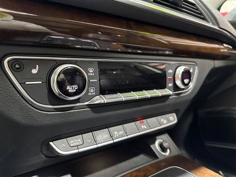 Used 2018 Audi Q5 2.0T Premium Plus w/ Premium Plus Package AWD/4WD image 26