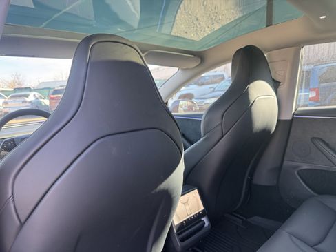 Used 2024 Tesla Model 3 Performance image 15