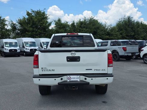 Used 2015 Nissan Titan PRO-4X w/ Pro-4x Luxury Package AWD/4WD image 6