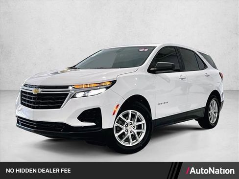 Used 2024 Chevrolet Equinox LS FWD image 1