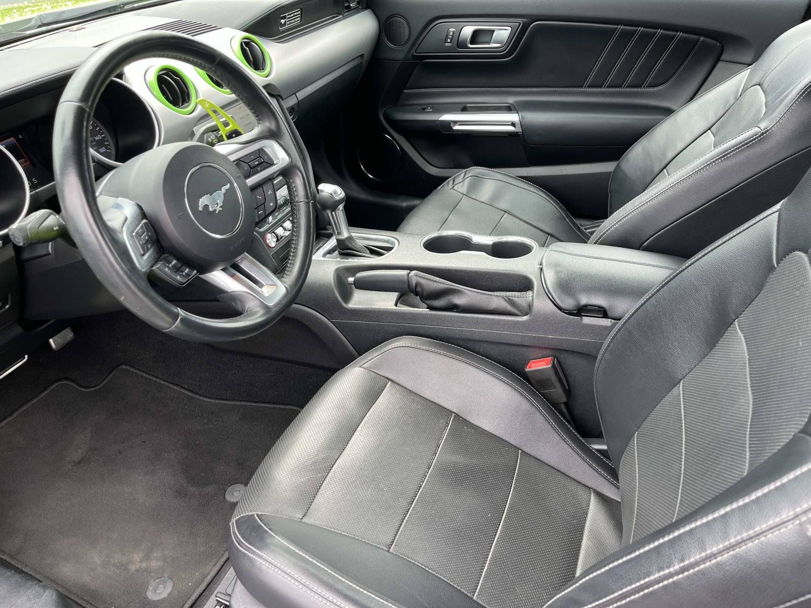 Used 2020 Ford Mustang GT Premium w/ Black Accent Package RWD image 21