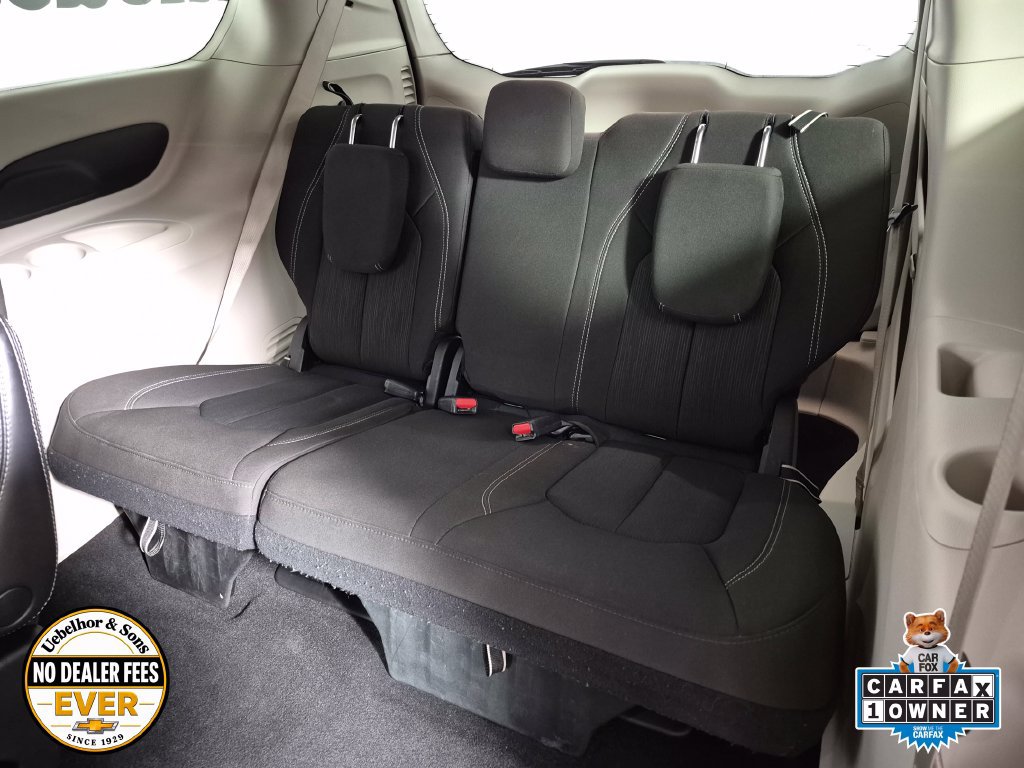 Used 2023 Chrysler Voyager LX FWD image 25