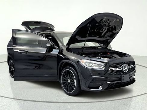 Used 2023 Mercedes-Benz GLA 250 image 11
