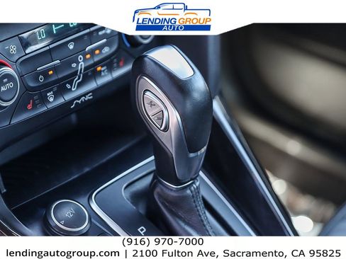 Used 2017 Ford Focus Titanium w/ Titanium Technology Package image 17