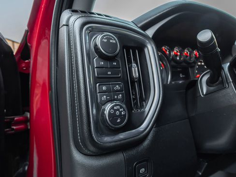 Used 2020 Chevrolet Silverado 2500 LT w/ Texas Edition image 20