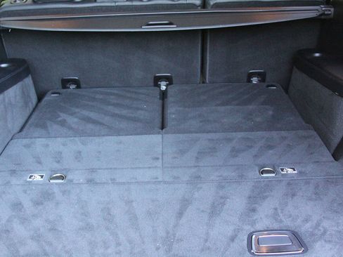 Used 2018 Mercedes-Benz GLS 550 4MATIC w/ Driver Assistance Package image 44