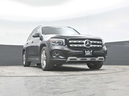 Used 2021 Mercedes-Benz GLB 250 4MATIC image 26