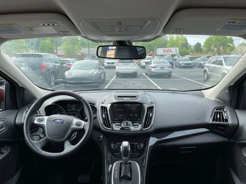 Used 2014 Ford Escape Titanium FWD image 5
