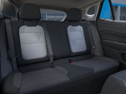 New 2026 Chevrolet Trax LS w/ LS Convenience Package image 17