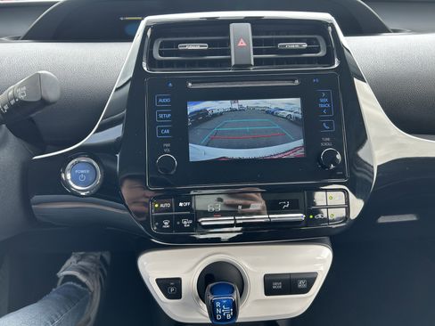 Used 2016 Toyota Prius Two image 16