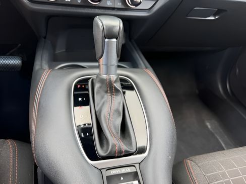 Used 2024 Honda HR-V Sport image 18