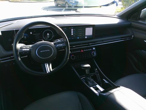 Used 2025 Hyundai Santa Cruz Limited image 32