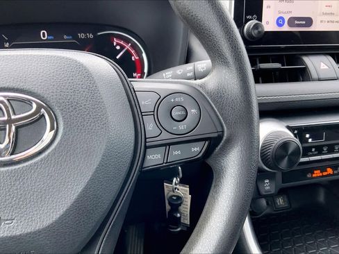 Used 2023 Toyota RAV4 LE image 24