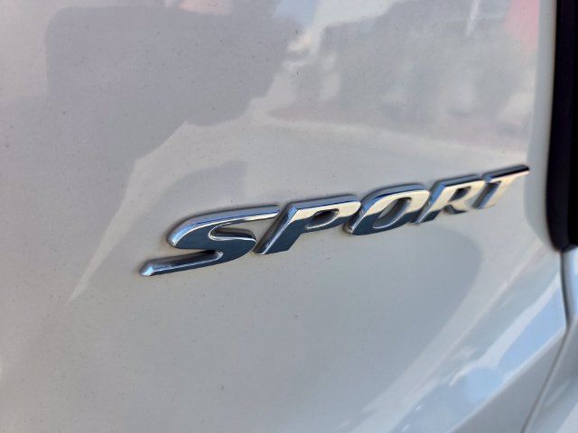 Used 2019 Honda HR-V Sport image 14