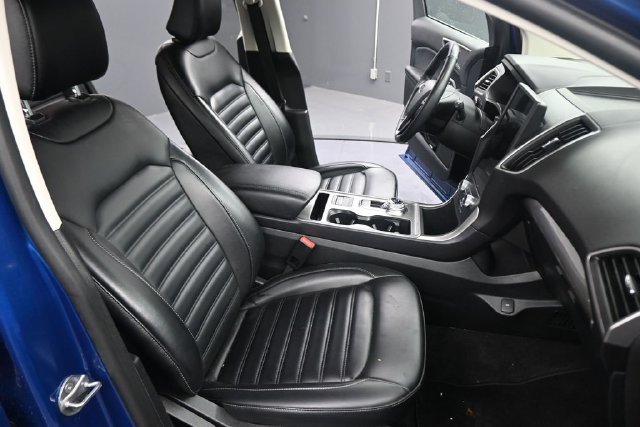 Used 2024 Ford Edge SEL AWD/4WD image 14