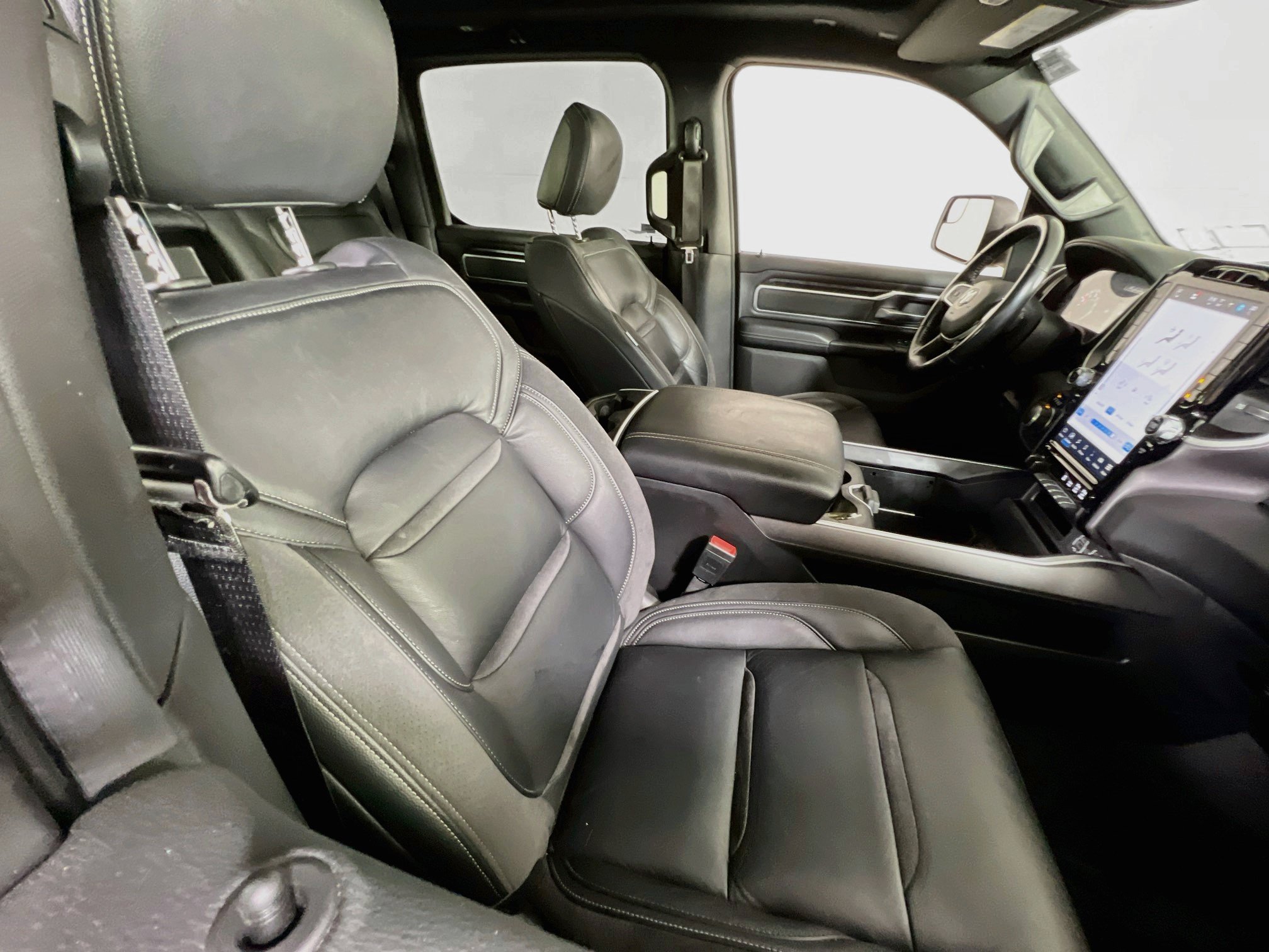 Used 2023 RAM 1500 Big Horn AWD/4WD image 28