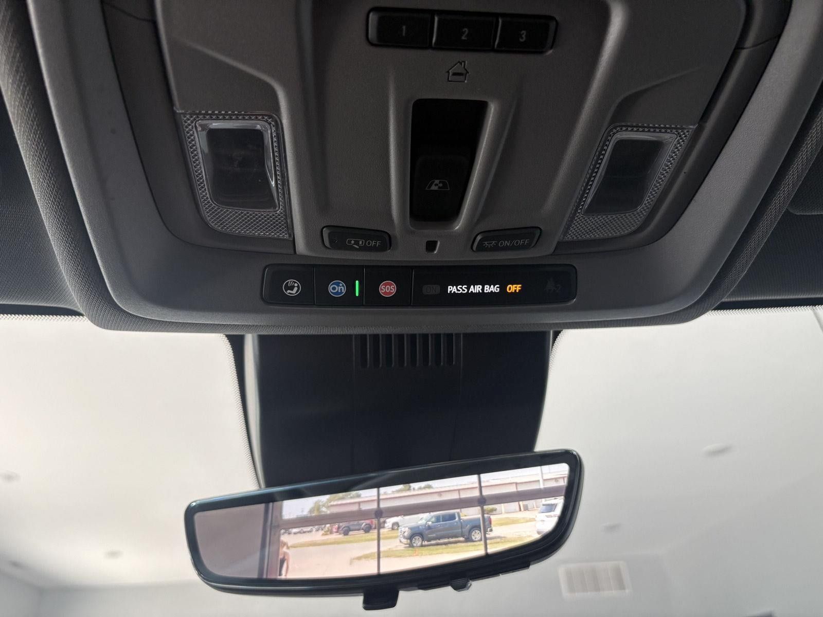 Used 2023 Chevrolet Silverado 1500 LTZ AWD/4WD image 23