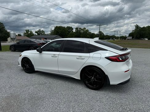 Used 2022 Honda Civic Sport image 3