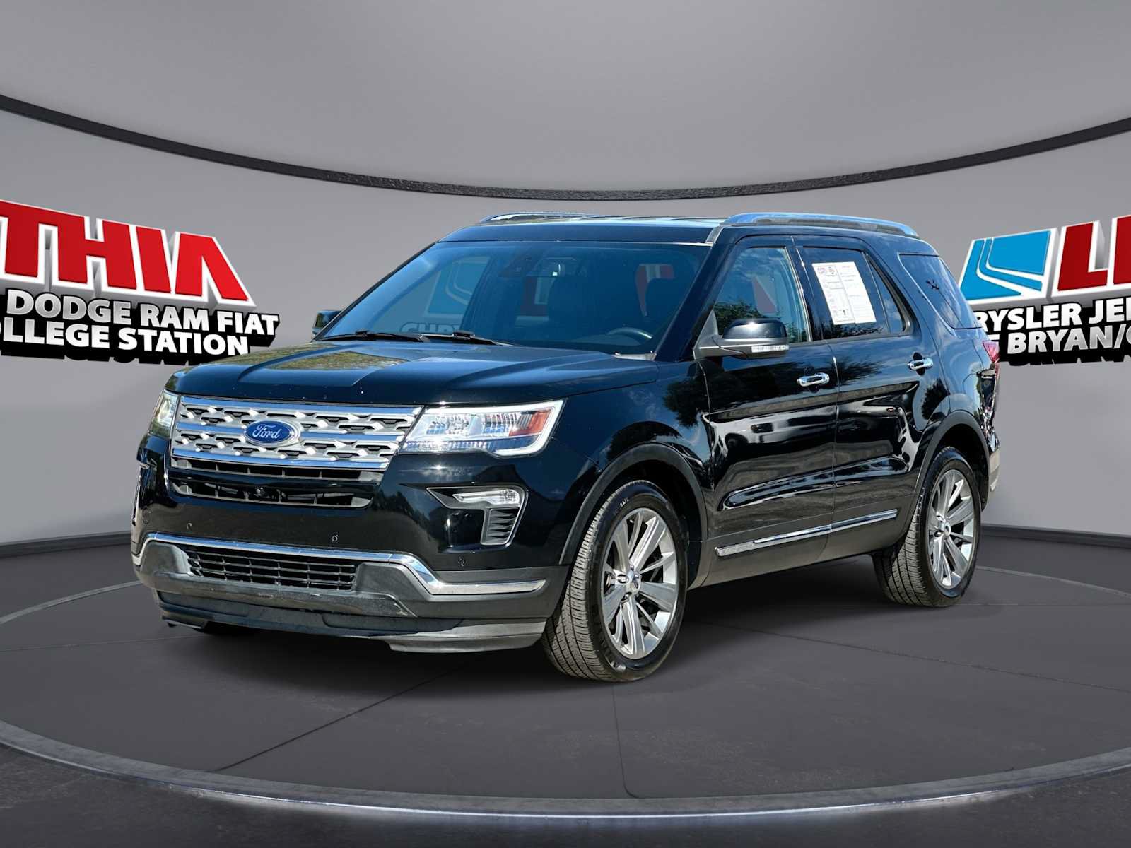Used 2018 Ford Explorer Limited w/ Ford Safe & Smart Package AWD/4WD image 1