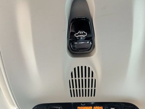 Used 2022 Volvo S60 B5 Momentum AWD/4WD image 29
