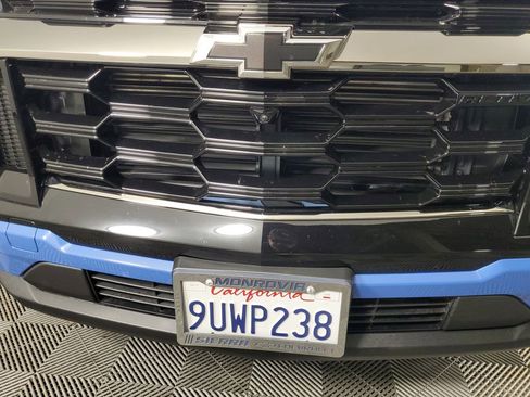 Used 2025 Chevrolet Equinox ACTIV w/ Safety and Technology Package image 10