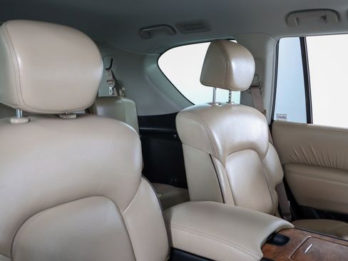 Used 2022 Nissan Armada SL w/ Captain's Chairs Package AWD/4WD image 30