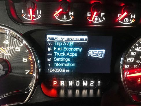 Used 2014 Ford F150 FX4 w/ Equipment Group 402A Luxury AWD/4WD image 23