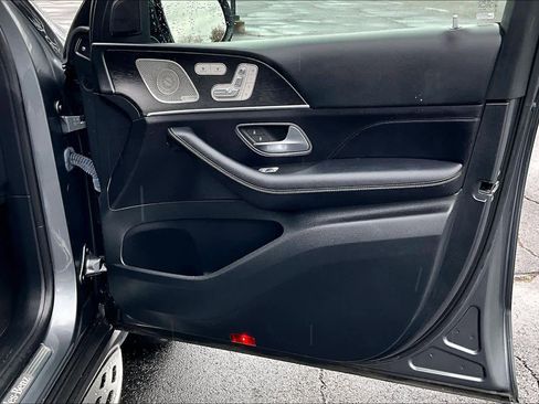 Used 2023 Mercedes-Benz GLS 450 4MATIC image 22