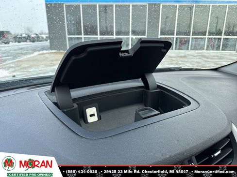 Used 2014 Chevrolet Traverse LT image 26