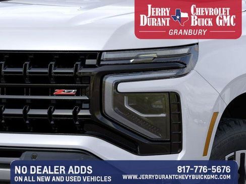 New 2026 Chevrolet Suburban Z71 w/ Comfort Package AWD/4WD image 11