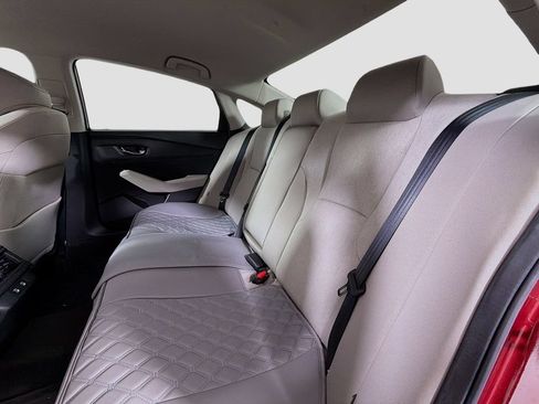Used 2025 Honda Accord LX image 19