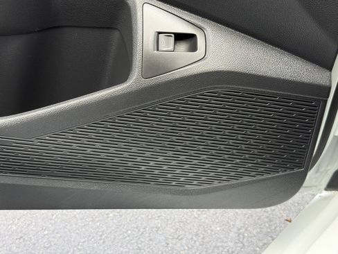Used 2025 Volkswagen Jetta GLI Autobahn FWD image 22