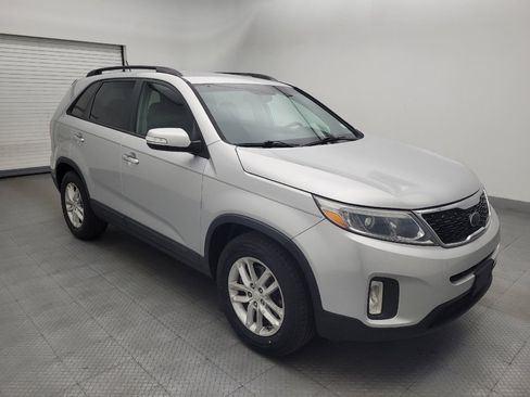 Used 2014 Kia Sorento LX w/ Premium Package FWD image 13