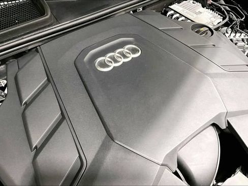 Used 2023 Audi Q7 3.0T Premium AWD/4WD image 25