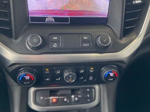 Used 2020 GMC Acadia SLE image 14