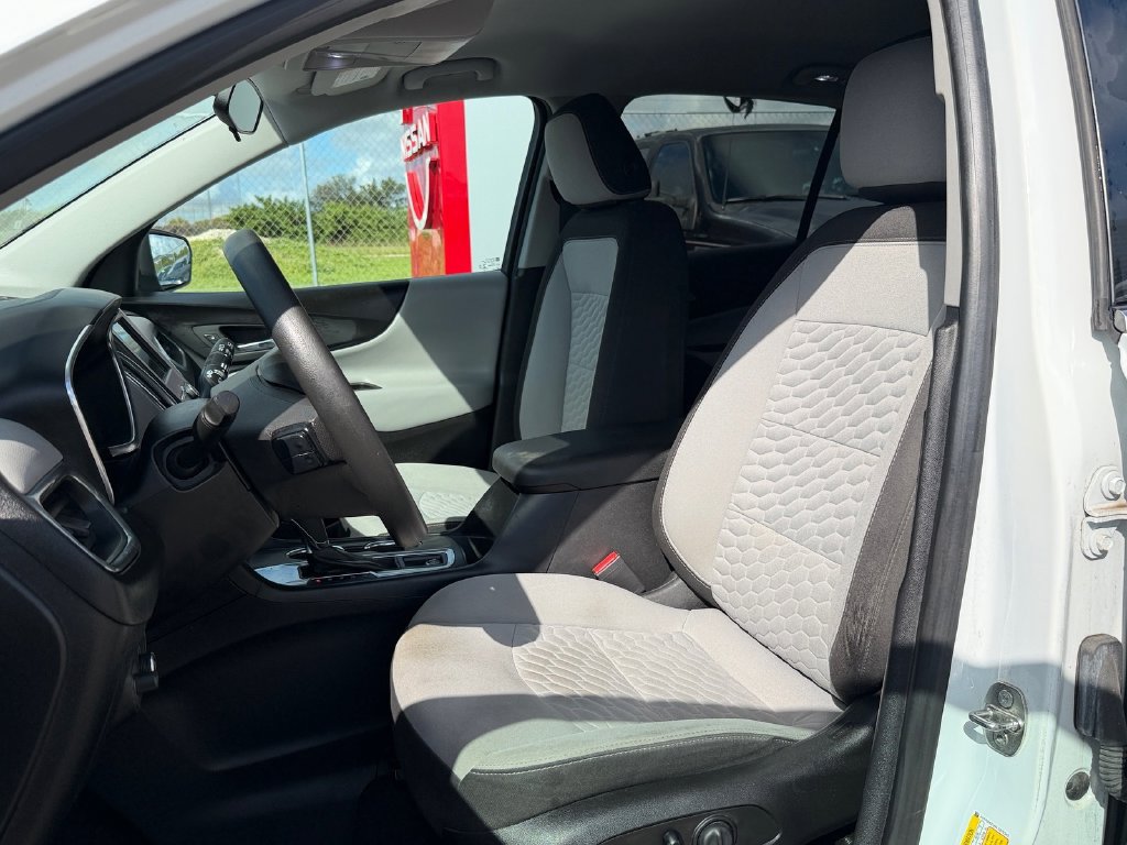 Used 2019 Chevrolet Equinox LT FWD image 10