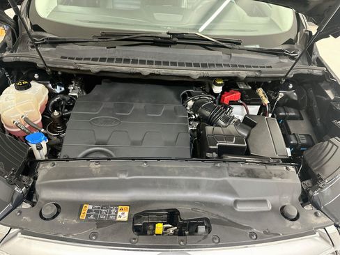 Used 2018 Ford Edge SEL w/ Equipment Group 201A AWD/4WD image 35