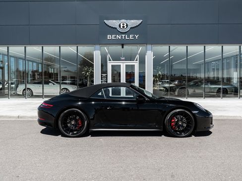 Used 2017 Porsche 911 Carrera GTS RWD image 14